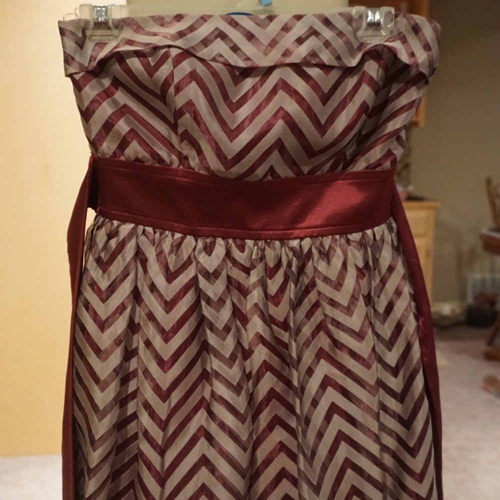 Strapless dress